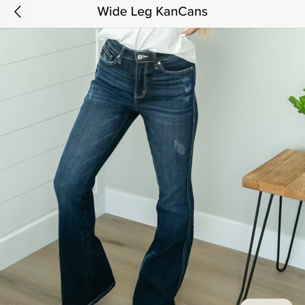 Worn ONCE! Wide Leg Kancan Jeans Sz 7/27